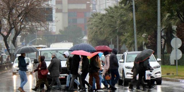 Samsun’a beklenen yağış geldi: Metrekareye 44,2 kilo yağış düştü