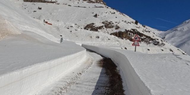 Şırnak’ta kar kalınlığı 1 metreyi geçti
