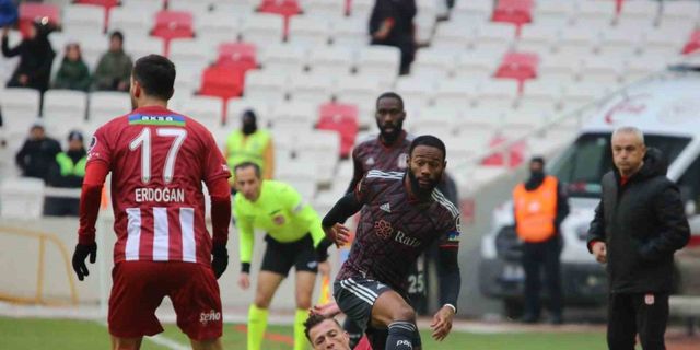 Spor Toto Süper Lig: Sivasspor: 0 - Beşiktaş: 0 (Maç devam ediyor)