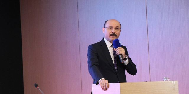 Türk Eğitim-Sen Başkanı Geylan: "En kötü demokrasi, en iyi ihtilalden iyidir"