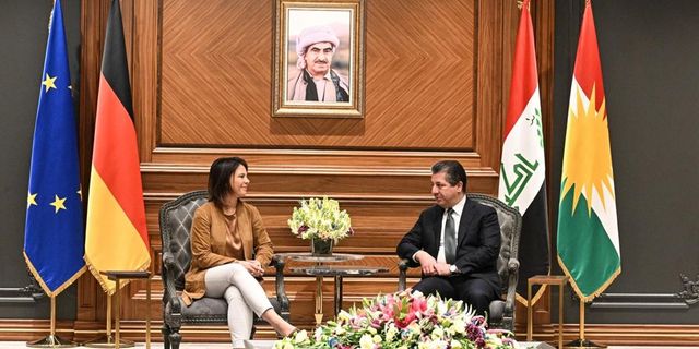 Almanya Dışişleri Bakanı Baerbock, IKBY Başkanı Barzani ile görüştü