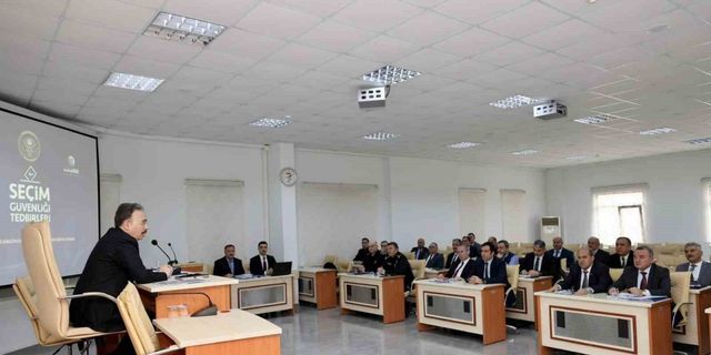 Bilecik’te ‘Seçim Güvenlik Tedbirleri Toplantısı’ yapıldı