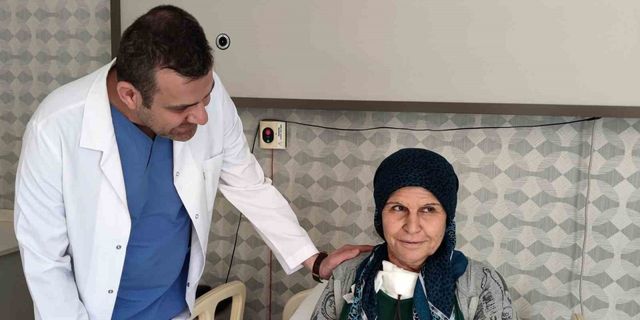 Daha önce 3 kez ameliyat olduğu tiroid kanserinden Egekent Hastanesi’nde kurtuldu