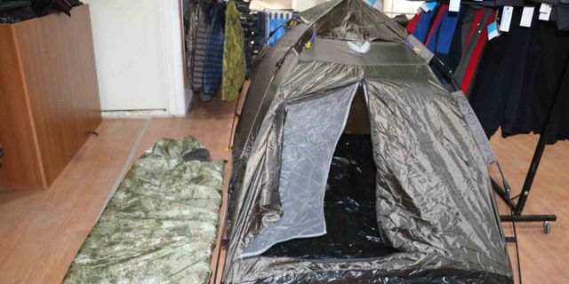 Deprem korkusu, çadır ve uyku tulumuna talebi artırdı