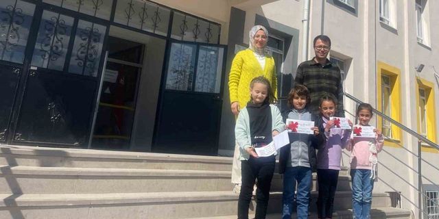 Hisarcık’ta zeka oyunları turnuvasında Atatürk İlkokulundan 4 öğrenci birinci oldu