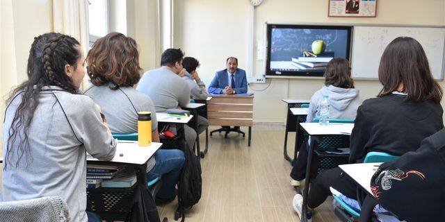 Milli Eğitim Müdürü Gün, Erzincan Fen Lisesi öğrencileriyle bir araya geldi