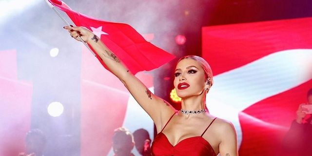 İstanbul'da '19 Mayıs' coşkusu Derici'yle yaşandı