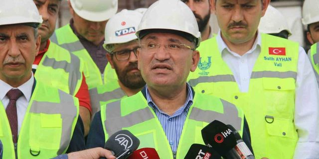 Adalet Bakanı Bozdağ, Şanlıurfa’da şehir hastanesi inşaatını gezdi