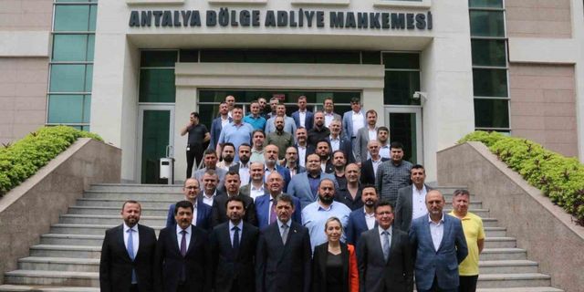 AK Parti Antalya milletvekilleri mazbatalarını aldı