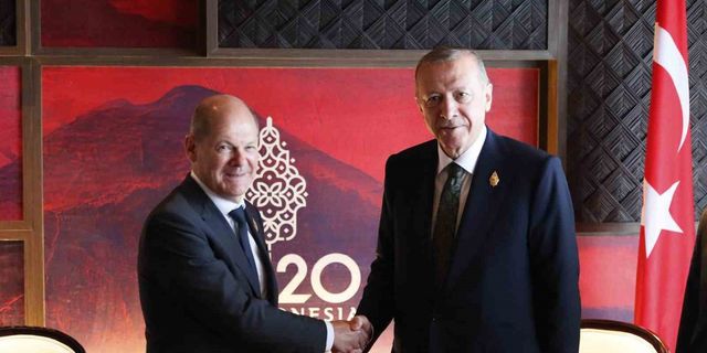 Almanya Başbakanı Scholz, Cumhurbaşkanı Erdoğan’ı Almanya’ya davet etti