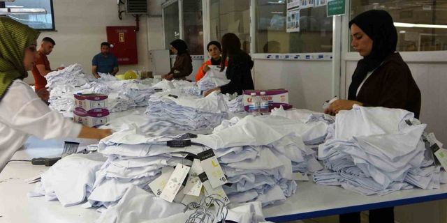 Bitlis’teki 60 tekstil fabrikasında 13 bin kişi istihdam ediliyor