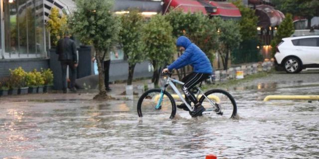 Samsun’da sağanak yağış