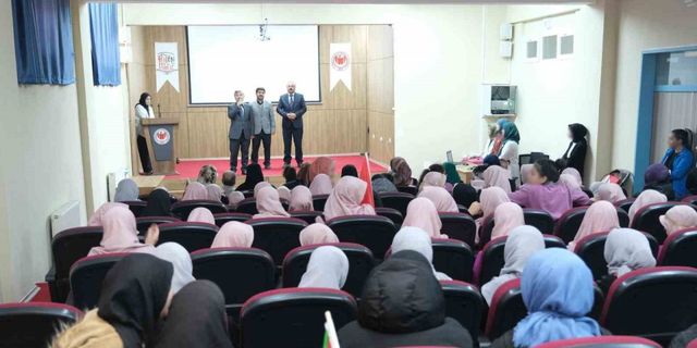 Erzincan’da "Filistin İçin Tek Yürek" programı düzenlendi