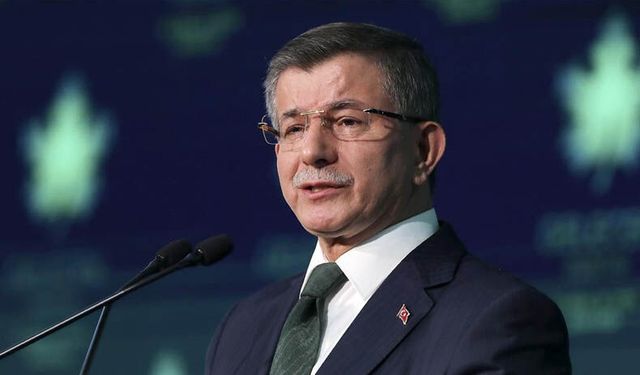 Ahmet Davutoğlu hakkında Cumhurbaşkanına hakaret soruşturması