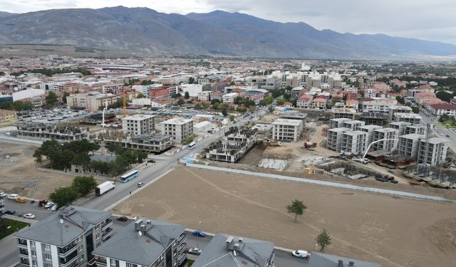 Erzincan'da TOKİ inşaatları hızla büyüyor