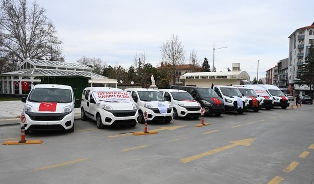 Isparta Belediyesi araç filosuna 9 araç daha kazandırıldı