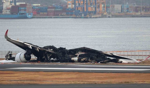 Japonya’daki uçak kazasında profesyonel müdahale sayesinde tahliye 18 dakikada tamamlandı