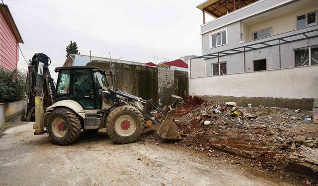 Kahramanmaraş’ta mahalleler İnşaat atıklarından temizleniyor