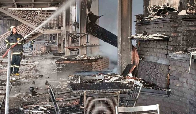 Kütahya’da porselen fabrikasında çıkan yangın kontrol altına alındı
