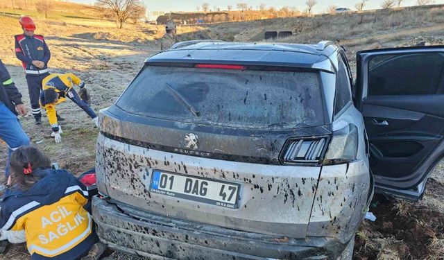 Mardin’de kontrolden çıkan otomobil takla attı: 4 yaralı