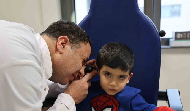 Prof. Dr. Sakallıoğlu: ’’Orta kulak iltihabı tedavi edilmezse nadir de olsa yüz felci ve menenjite neden olabilir’’