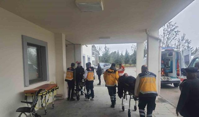 Adıyaman Gaziantep Karayolunda kaza: 4 yaralı