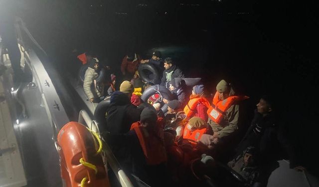 Ayvacık açıklarında 41 kaçak göçmen yakalandı