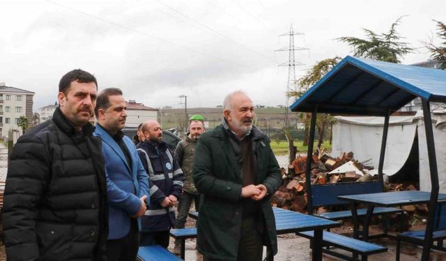 Çiftlikköy Belediyesi kent mobilyalarını üretiyor