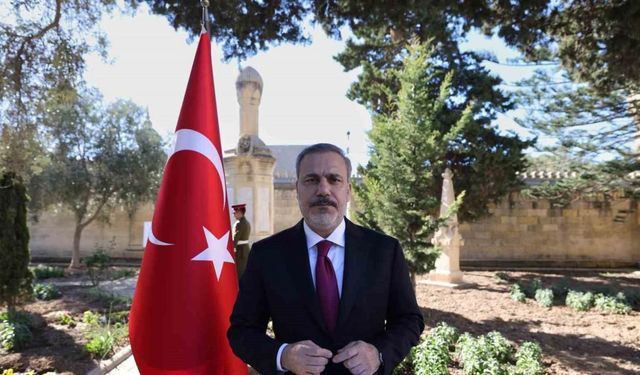 Dışişleri Bakanı Fidan, Malta’da Türk Şehitliği’ni ziyaret etti