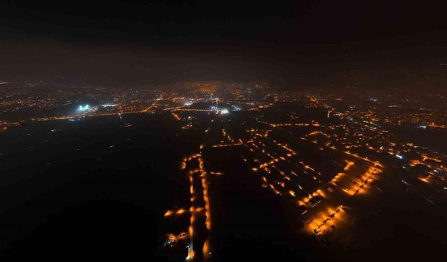 Hatay’ın deprem nedeniyle karanlığa gömülen bölgeleri dronla görüntülendi
