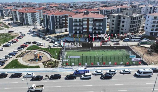 Denizli Büyükşehir Yenişafak’ta 3 parkı hizmete açtı