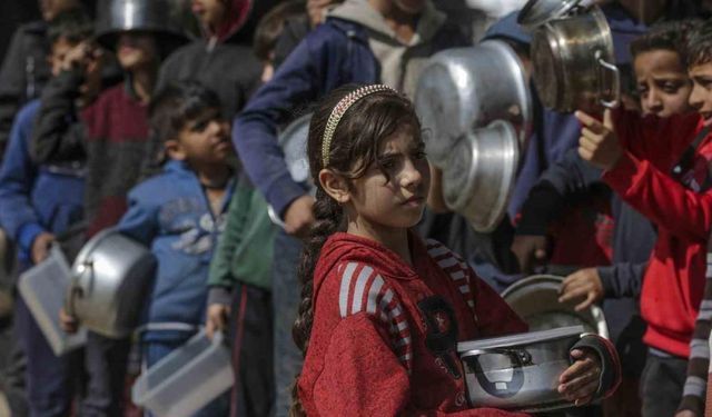 Gazze’de yetersiz beslenme nedeniyle ölen çocukların sayısı 16’ya yükseldi