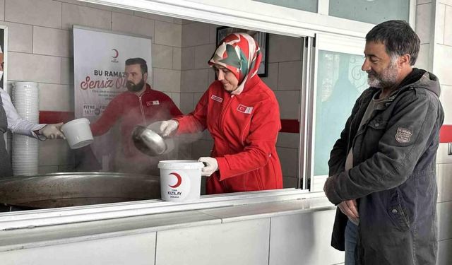 Kızılay’dan, Ankara’da her gün 3 bin aileye sıcak yemek