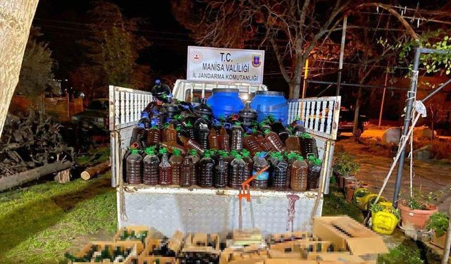Manisa’da 2 bin litre kaçak alkol yakalandı