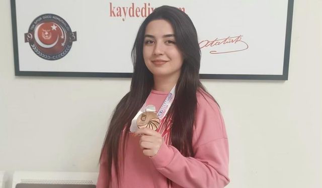 Samsunlu sporcu Türkiye üçüncüsü oldu