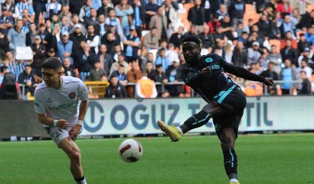 Trendyol Süper Lig: Y. Adana Demirspor: 1 - Fatih Karagümrük: 0 (İlk yarı)