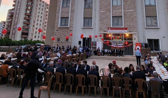 Aydın’da özel bireylere yönelik iftar programı düzenlendi
