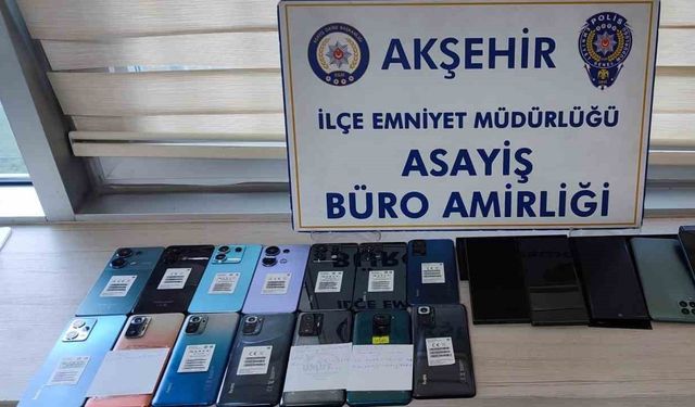 Konya’da kaçak cep telefonu operasyonu