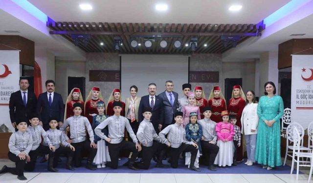 Vali Hüseyin Aksoy Kırım Tatar Türkleri ile iftarda yemeğinde bir araya geldi