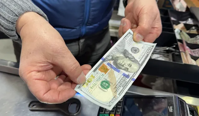 Market Dolandırıcılığı: Sahte 100 Dolarla Alışveriş Yaptı!