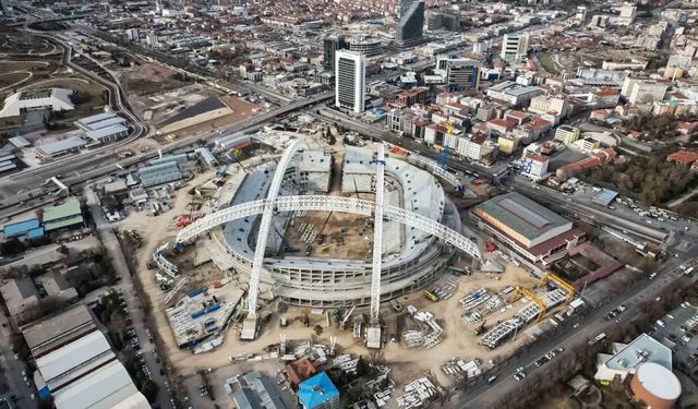 Dünyanın en ağır çatısı Ankara’da yükseliyor
