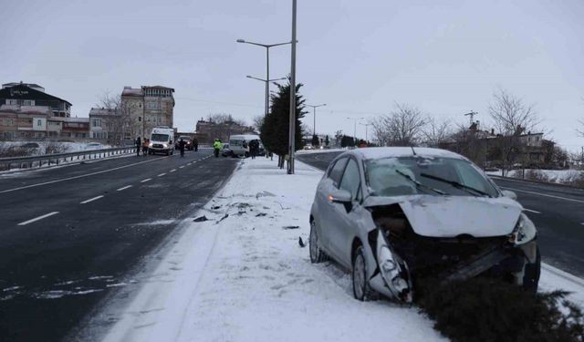 Nevşehir’de 6 araçlı zincirleme kaza: 3 yaralı