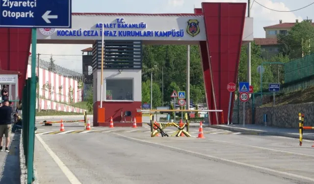 Rapçi Lvbel C5 Tahliye Edildi: Cezaevinden Konvoyla Ayrıldı