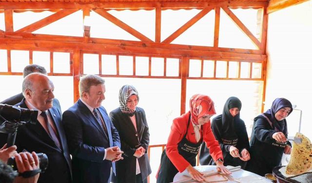 Hünerli Eller Kadın Kooperatifi yeni hizmet binası açıldı