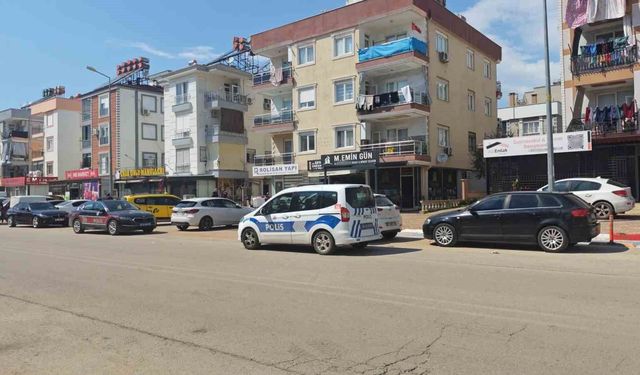 Akrabalar arasında bıçaklı kavga: 2 kişi yaralandı, 3 şüpheli yakalandı