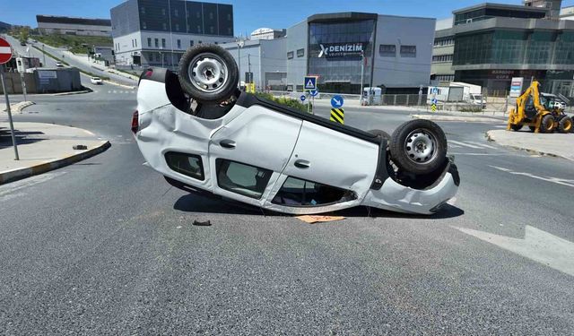 Takla Atan Otomobilin Sürücüsü Mucize Eseri Kurtuldu