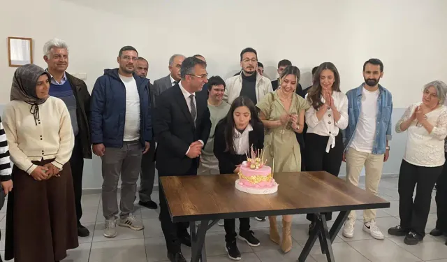 Hürriyet Turizm MTAL’de Aysel Kara’ya Unutulmaz Sürpriz