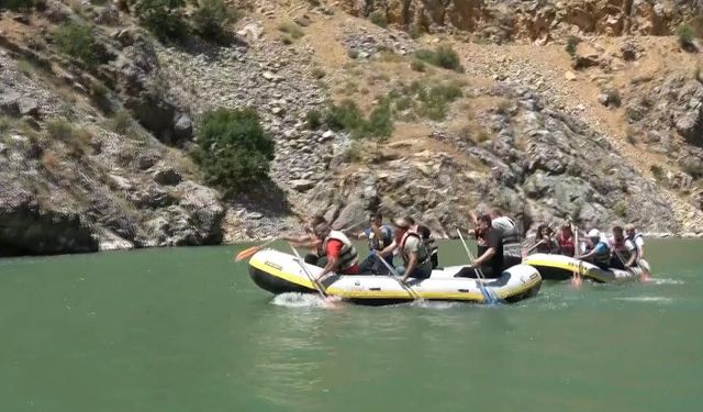 Erzincan'da 47. Kemaliye Şenliği Coşkuyla Başladı!