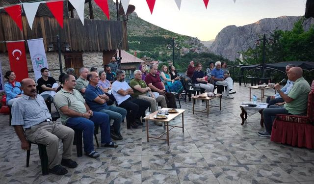 Erzincan Kemaliye’de “Yaşayan Kütüphane Söyleşisi” Düzenlendi