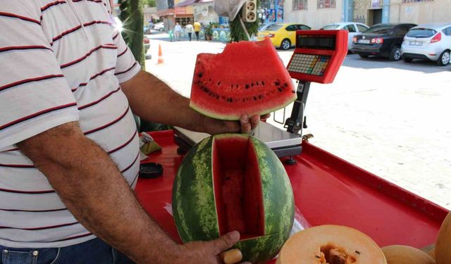 Erzincan'da sıcaklar karpuz satışlarını artırdı